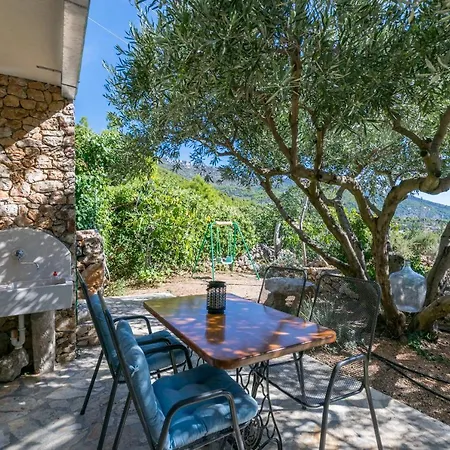 Nyaraló House Petric Bol