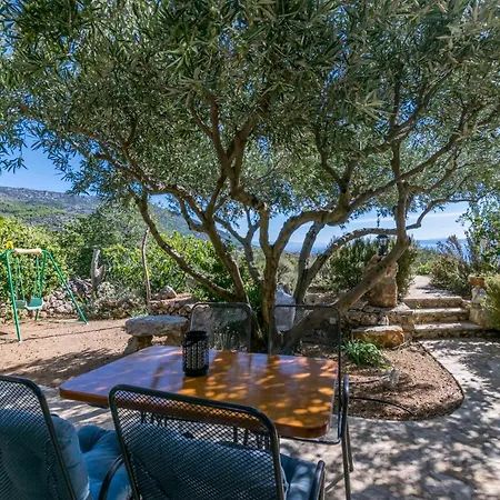 Holiday home House Petric Bol